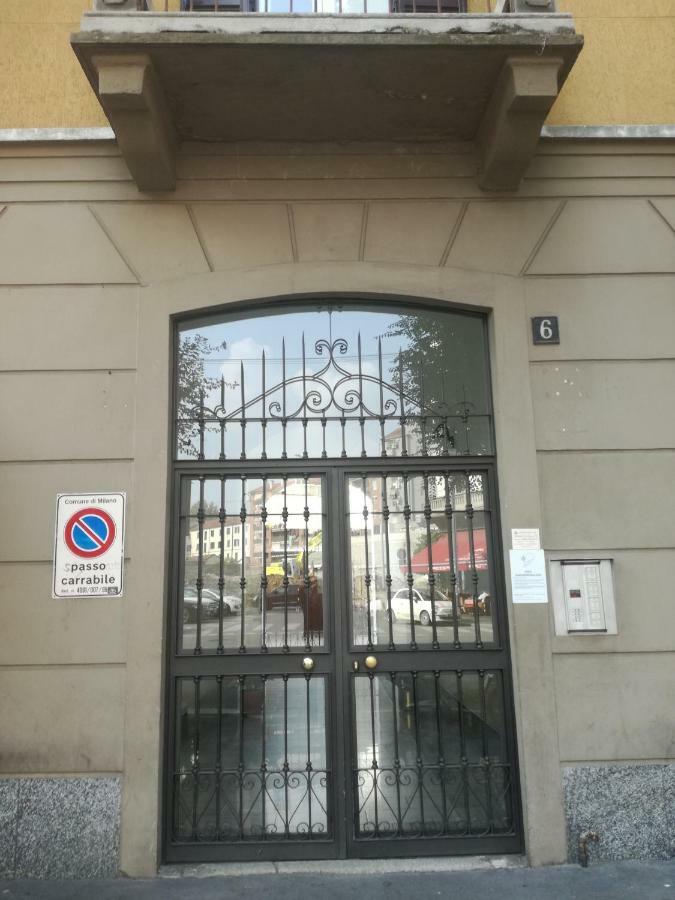 Via Crema 6 * Mailand
